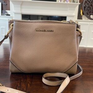 Michael Kors Nicole Large Triple Compartment Crossbody Bag MK Purse